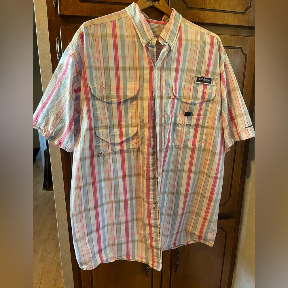 Columbia Super Bonehead Performance Fishing Gear short sleeve shirt